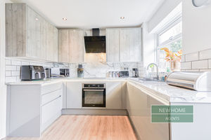 Photo 24- click for photo gallery